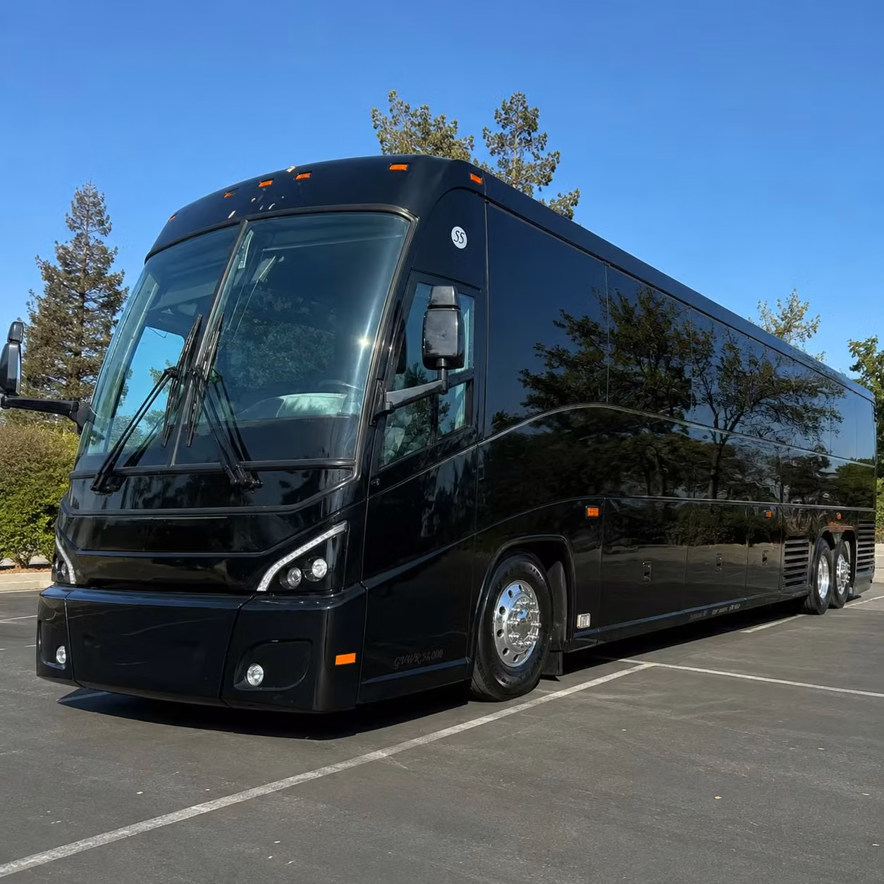 not in edison you can still find long distance transportation nearby